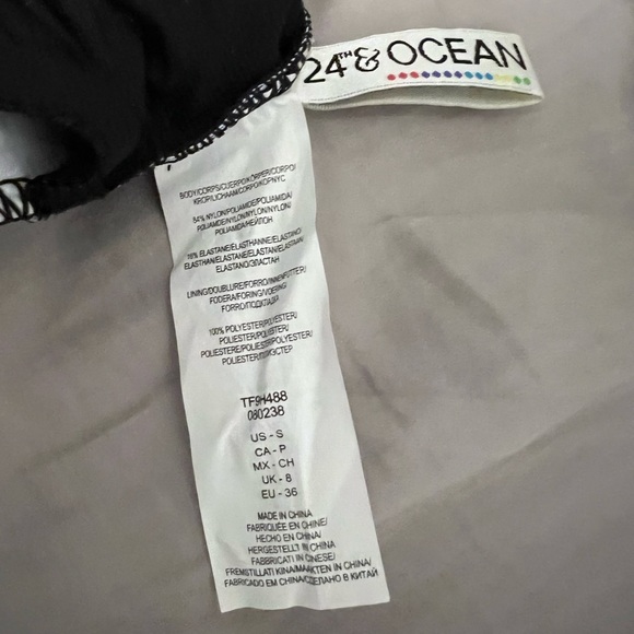 Swimco 2 Tier Tankini Top Size US S - Picture 5 of 5